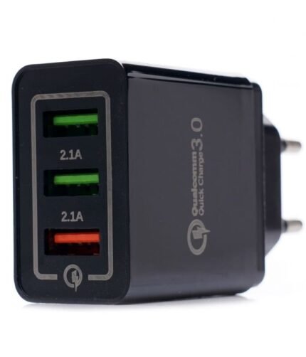 Įkroviklis 220V greito krovimo 2xUSB/2.1A +1USB/QC3.0